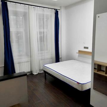 Антоновича вул. (Горького), 12