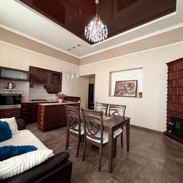 Валова вул., 23