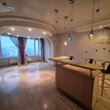 Володимира Івасюка просп. (Героїв Сталінграду), 22