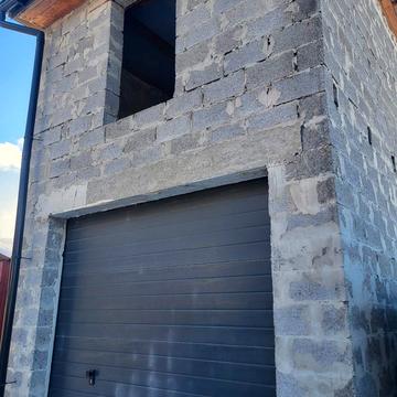 Вулецька вул., 15