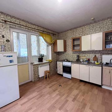 Урлівська вул., 21