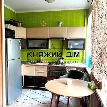 Генерала Алмазова вул. (Кутузова), 9