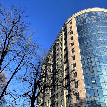 Староміська вул., 1/2