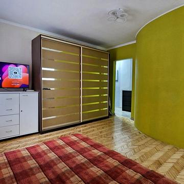 Борщагівська вул., 129/131