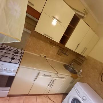 Леоніда Каденюка просп. (Юрія Гагаріна), 3