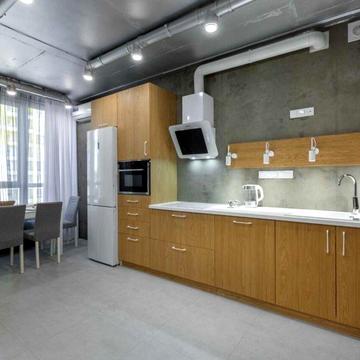 Кадетський Гай вул., 8