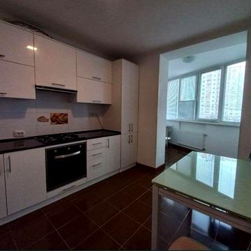 Боголюбова вул., 5