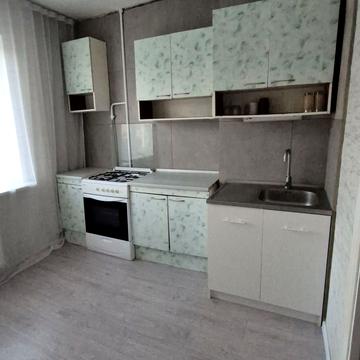 Євгена Чикаленка вул., 83