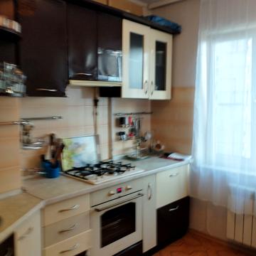 Академіка Корольова вул., 81/1