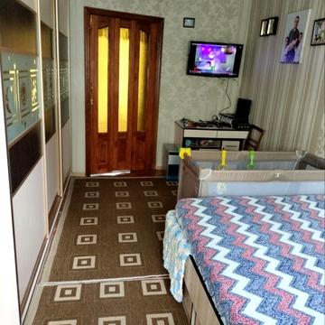 Пілотська вул., 1/1