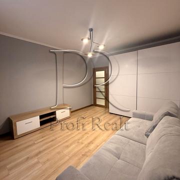 Івана Виговського вул. (Маршала Гречка), 10-C