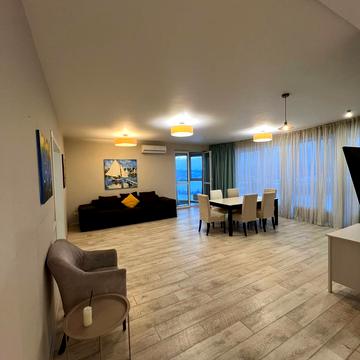 Миколи Бажана просп., 1-А