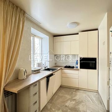 Щусєва вул., 3