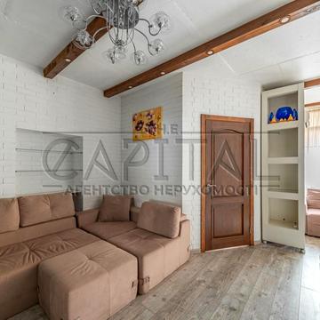 Валерія Лобановського просп., 150-А