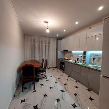 Олександра Довженка вул., 33