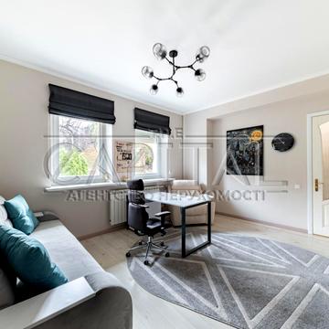 Ломаківська вул. (Мічуріна)