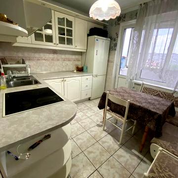 Оболонський просп., 9