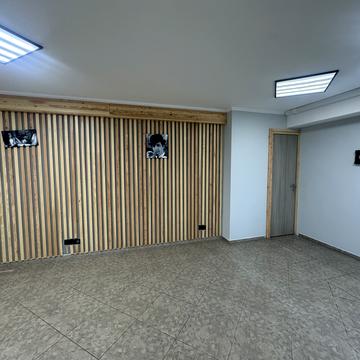 Західна вул., 2