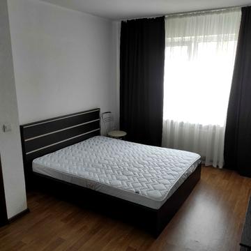 Бориса Гмирі вул., 14