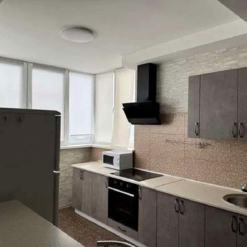 Сімї Кульженків вул. (Петра Дегтяренка), 31-А