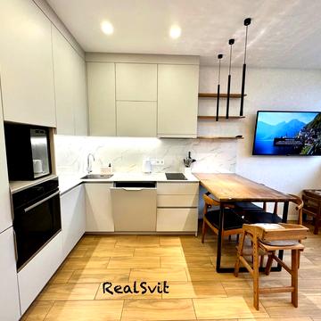 Юлії Здановської вул. (Ломоносова), 34-Б