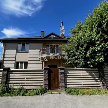 Богатирська вул., 30А