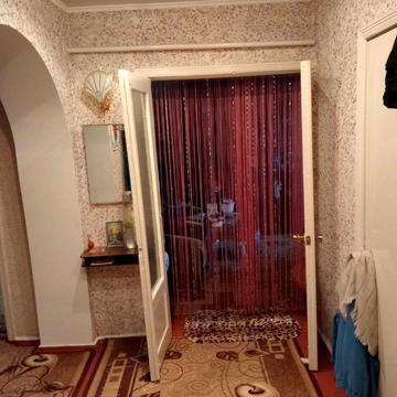 Будівельників, 12