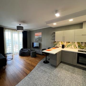 Деміївська вул., 16