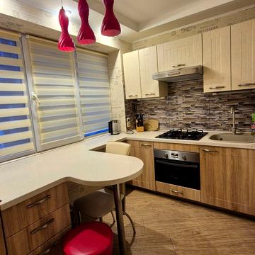 Лейпцизька вул., 12