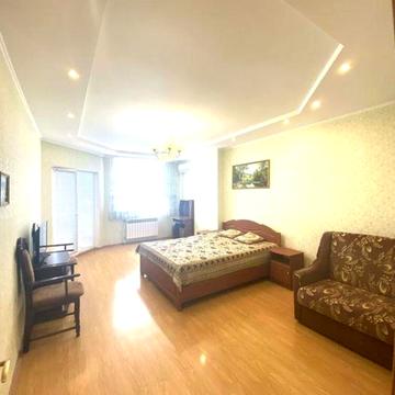 Вадима Гетьмана вул., 1-Б