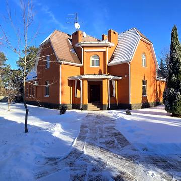 Олександрівська вул., 77