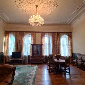 Ольгинська вул., 2/1