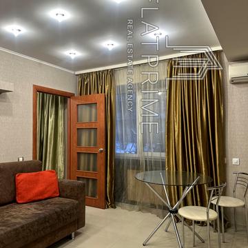 Митрофана Довнар-Запольського вул., 4-А