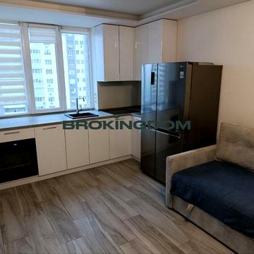 Київська вул., 249