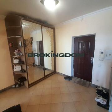 Василя Симоненка вул., 2-Б