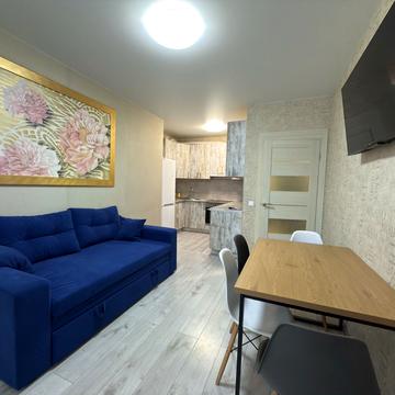 Європейського Союзу просп. (Правди), 45-А