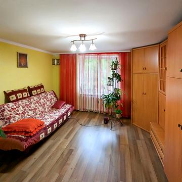 Степана Бандери вул., 62а