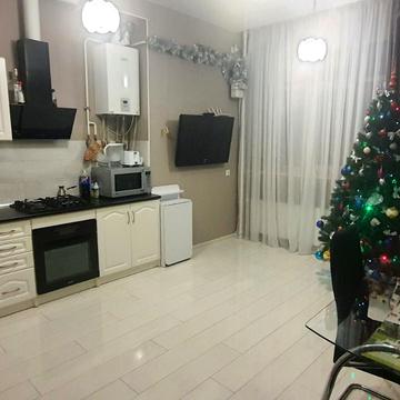 Трамвайна вул., (Будинок 10)