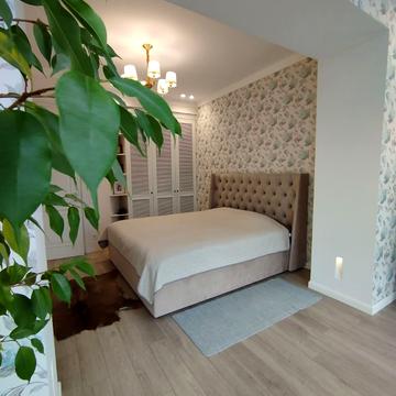 Херсонська вул., 9-Б