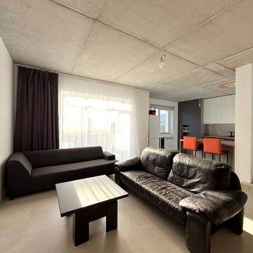 Івасюка вул., 40