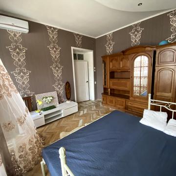 Преображенська вул., 50