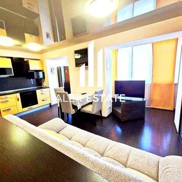 Слави бульв., 21