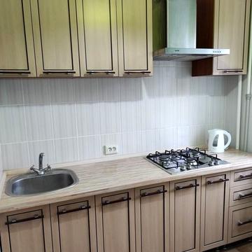 Академіка Павлова вул., 132в