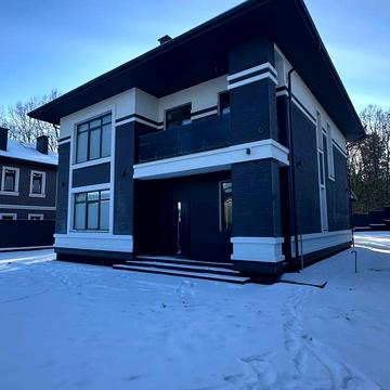 Квітнева вул.