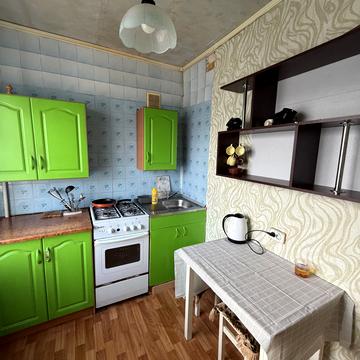 Володимира Українця вул., 18