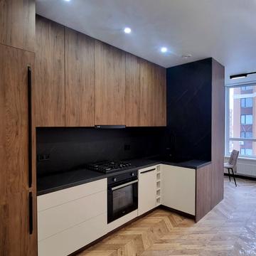 Свободи вул., 3-С