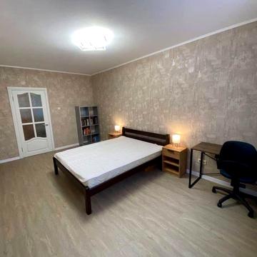 Урлівська вул., 16