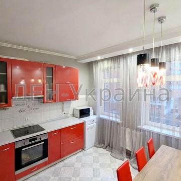 Олександра Мишуги вул., 2