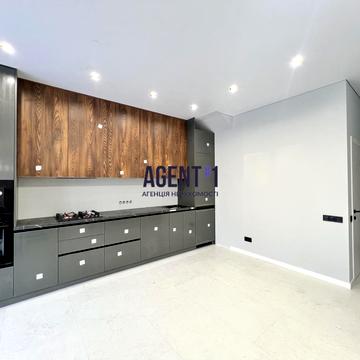 Полтавська вул.