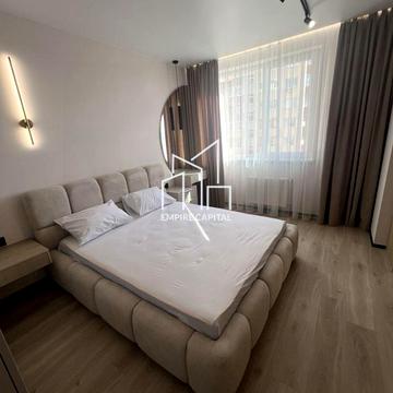 Угорська вул., 14г